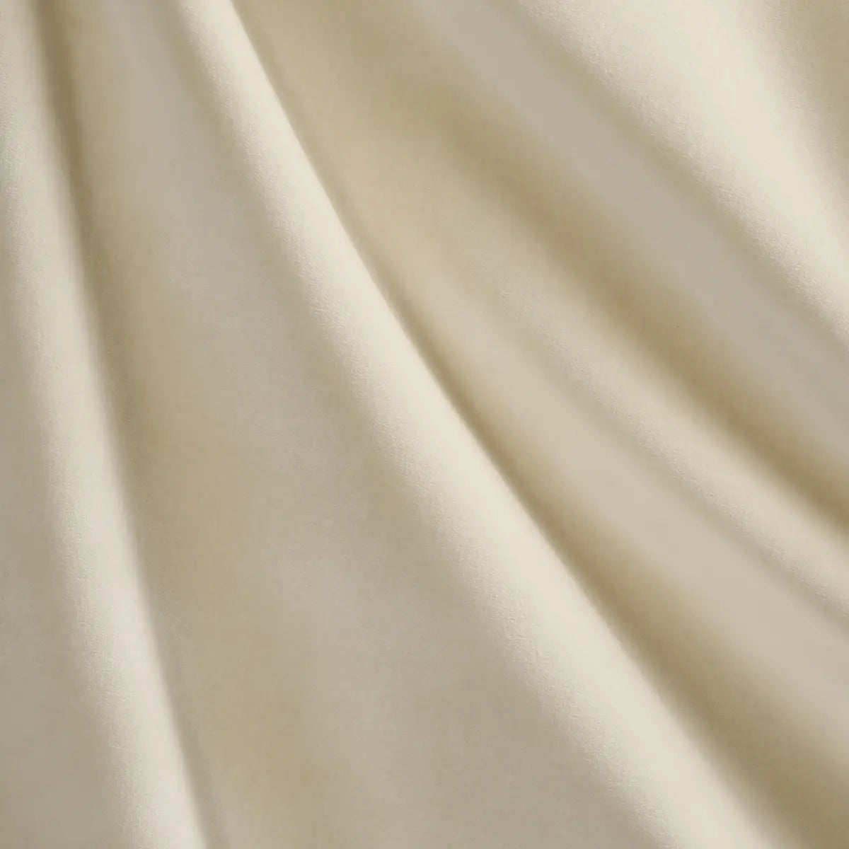 Rocci Durable Velvet